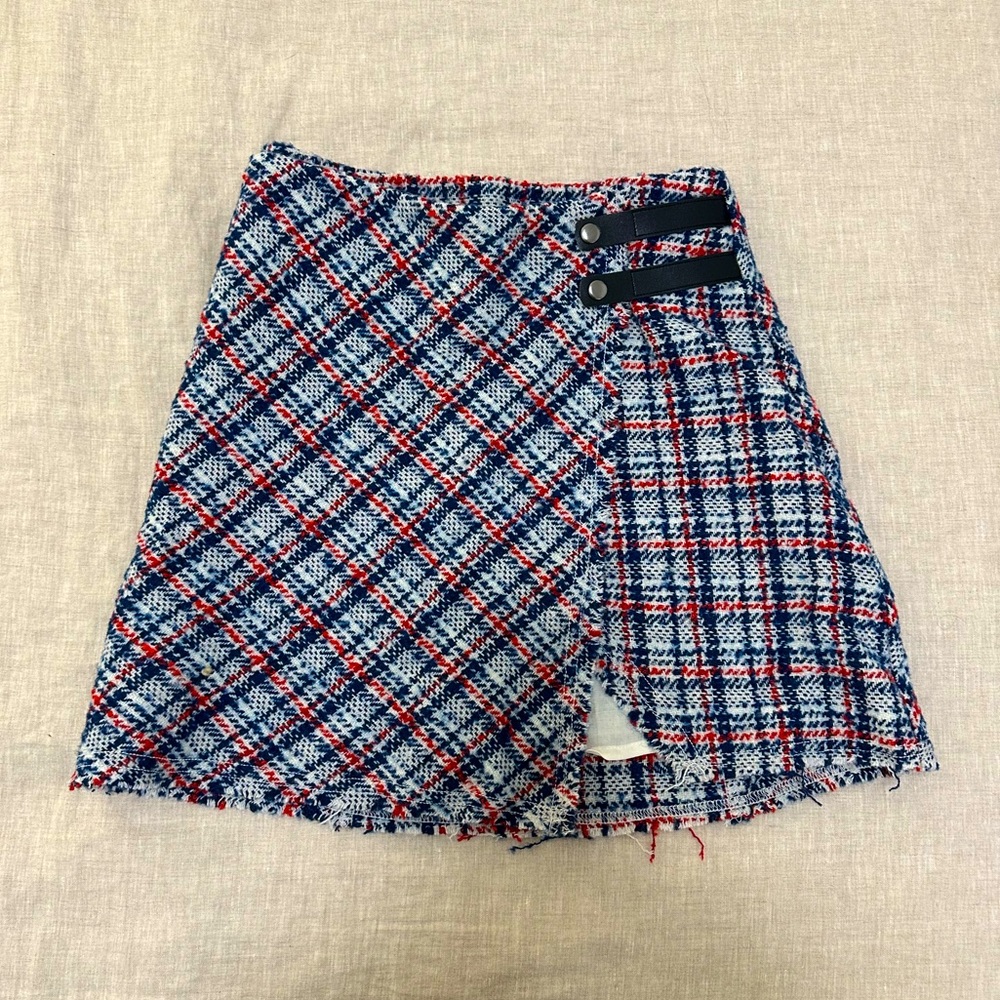 Urban Outfitters — plaid mini skirt